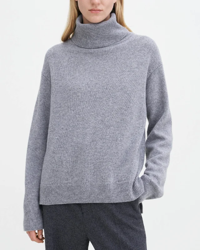 Relaxed Turtleneck Sweater