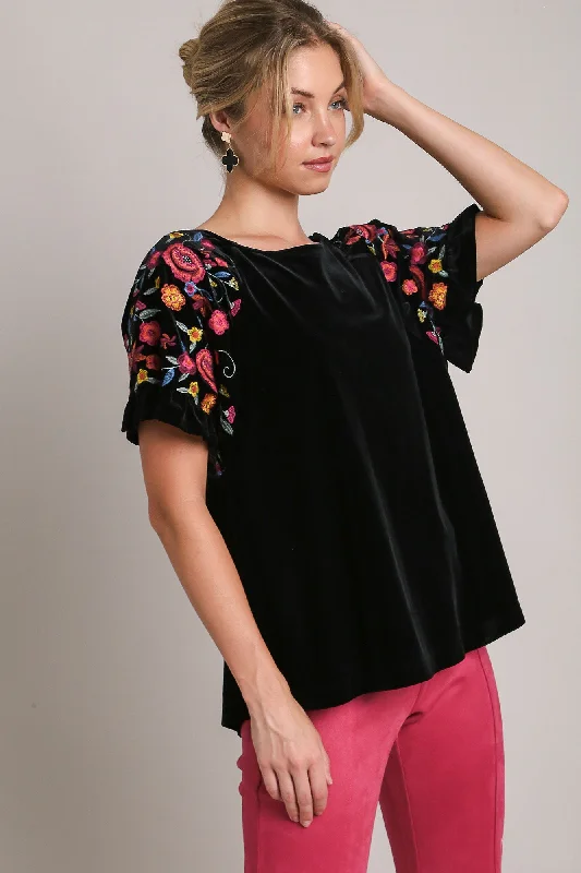 Casual Short Sleeve TopsUmgee Full Size Velvet Embroidery Short Sleeve Blouse