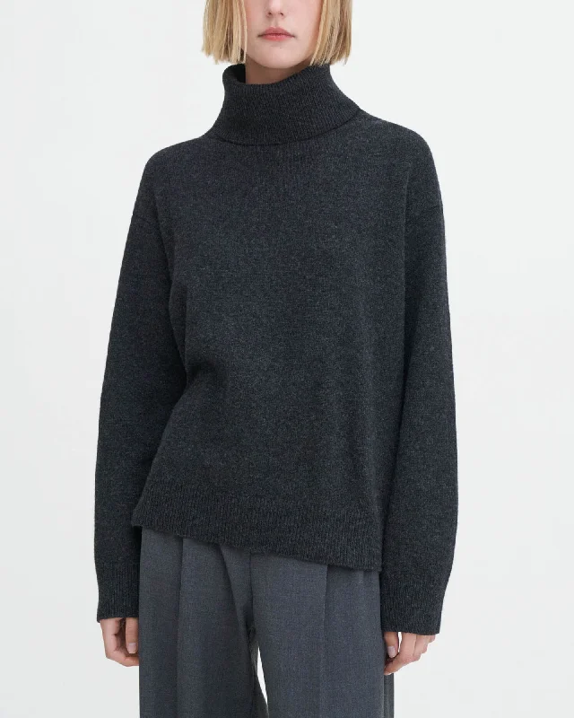 Relaxed Turtleneck Sweater