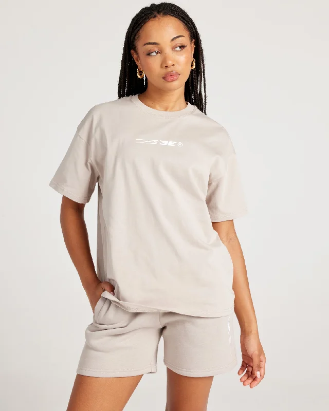 Pursuit Women's Tee - Light Taupe