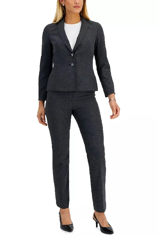 Le Suit lapel collar 2 button closure jacket seam detail with straight leg pant